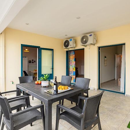 Jason City Escape - Cozy Urban Gem Каламата Екстер'єр фото