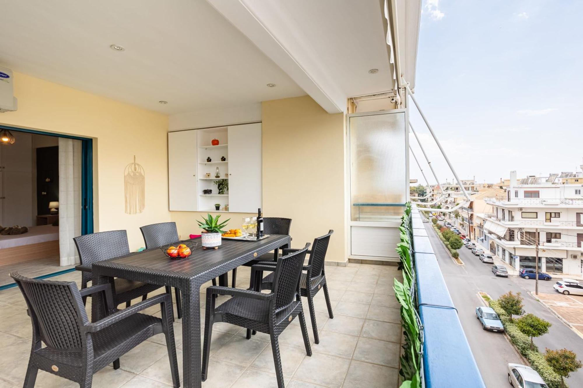 Jason City Escape - Cozy Urban Gem Каламата Екстер'єр фото